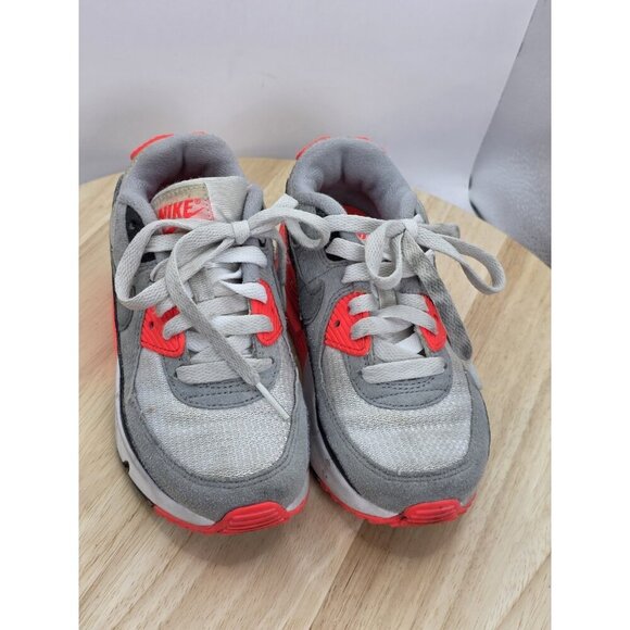 Nike Air Max 90 Toddler Size 13C Red/White/Dark Gray Sneakers DC8332-100 - Picture 4 of 9